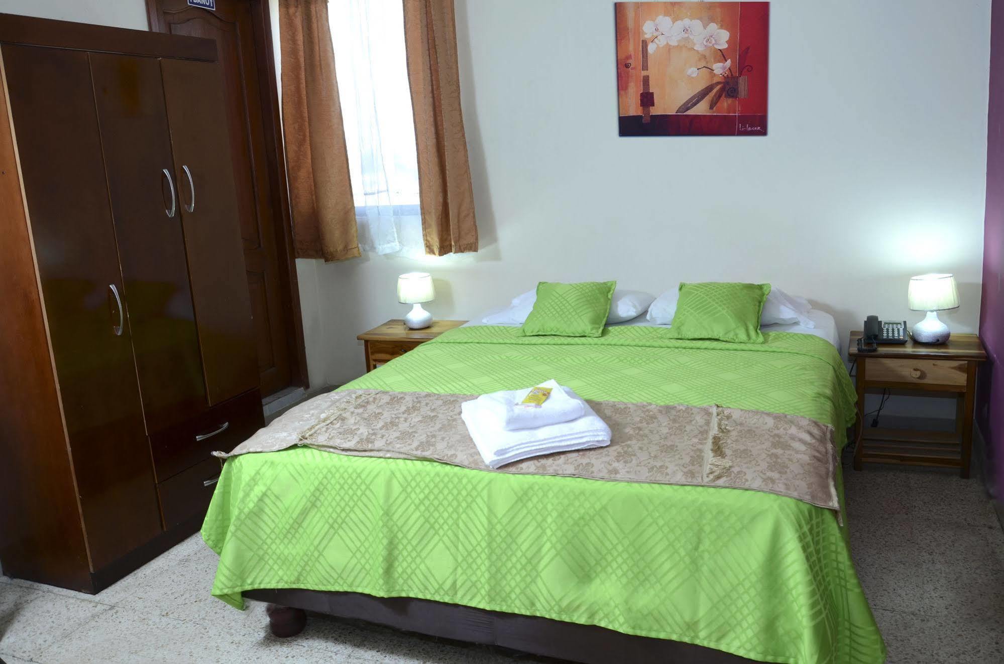 Bed and breakfast Perla Real 3*